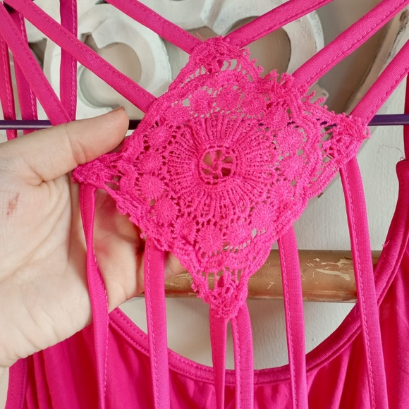 🍁🍁🍁 Fuchsia Pink Plus Top - Picture 9 of 12